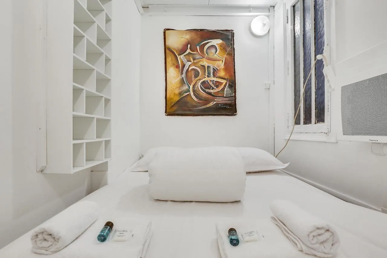 Апартаменты Triplex In Boulevard De Magenta By Guestready Париж Франция